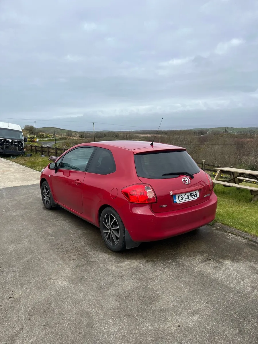 Toyota auris - Image 4