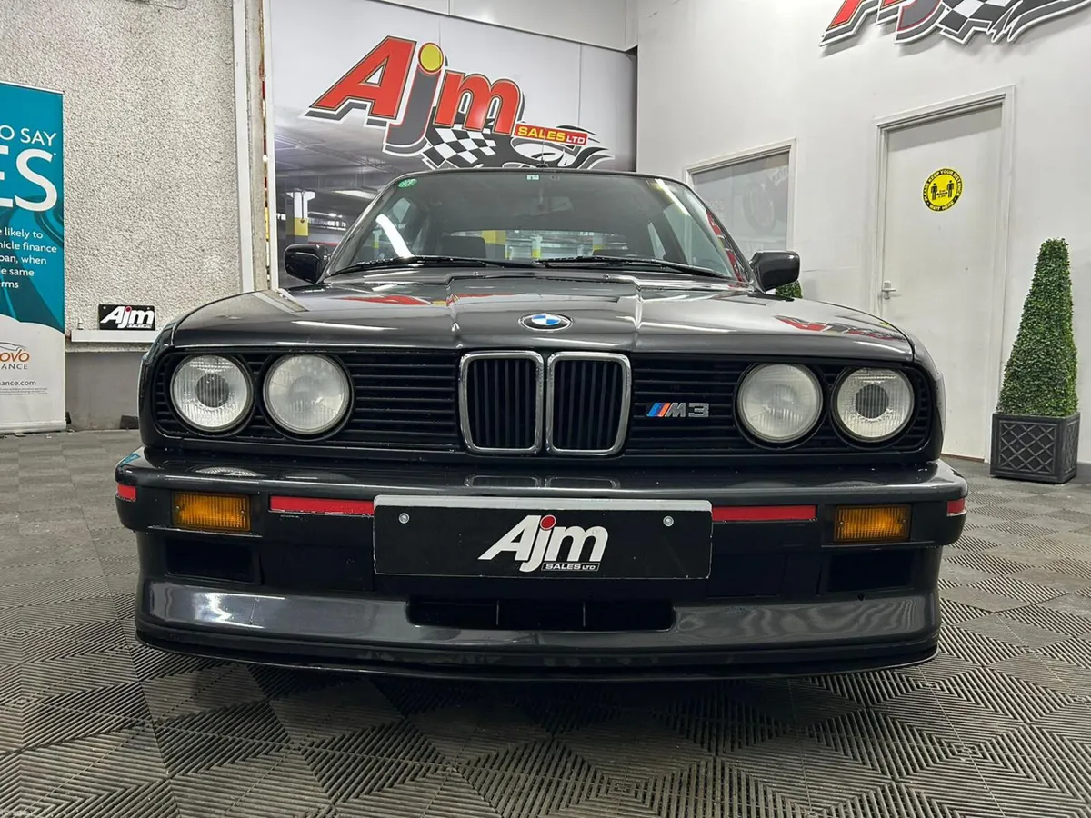 𝟭𝟵𝟴𝟴 𝗕𝗠𝗪 𝗘𝟯𝟬 𝗠𝟯 - Image 3