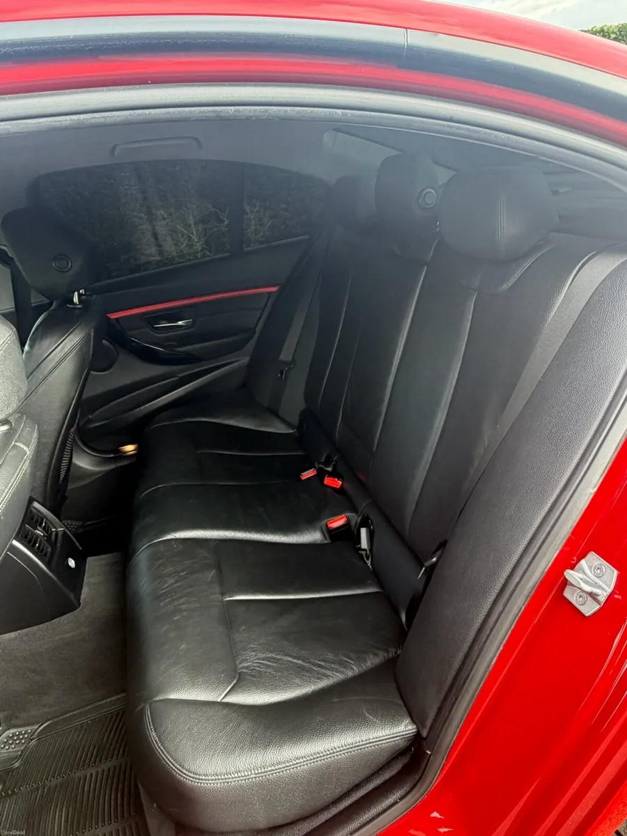 2018 BMW 318i SPORT TOP SPEC VRT FULLY HANDLED🔥 - Image 4