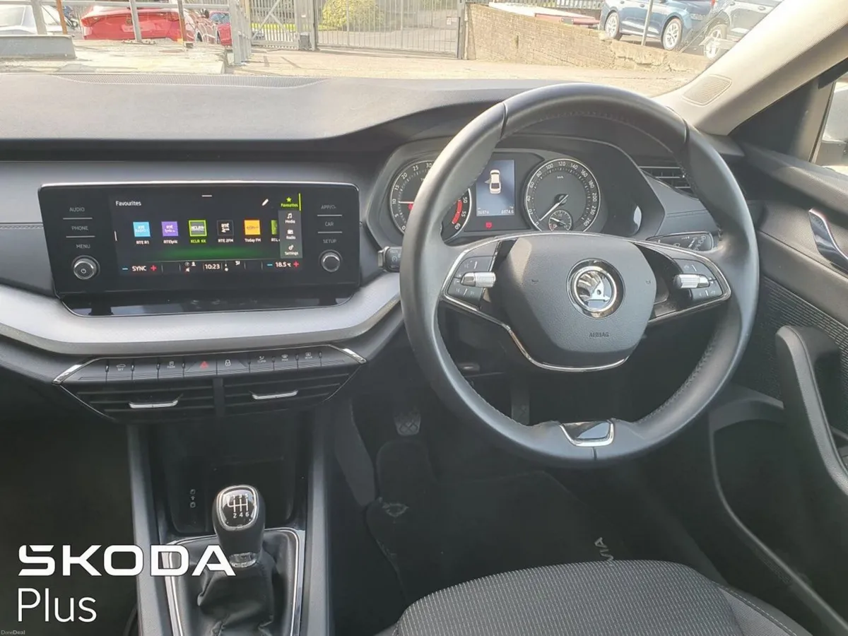 Skoda Octavia 2.0TDi 115HP Ambition (From €112 per - Image 2