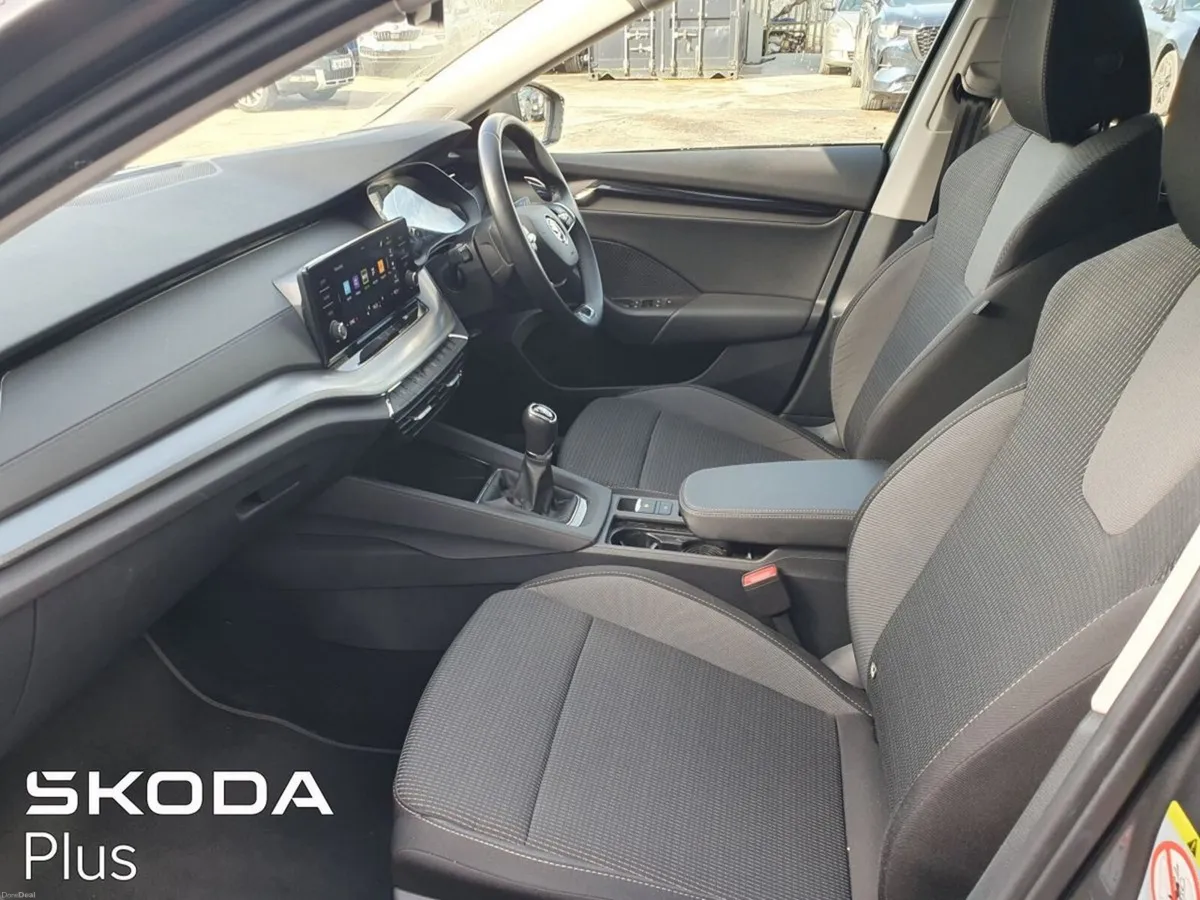 Skoda Octavia 2.0TDi 115HP Ambition (From €112 per - Image 4