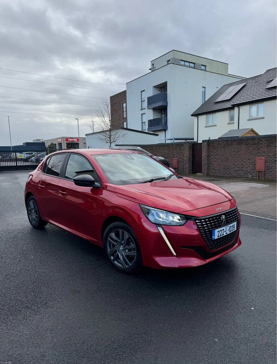 2022 Peugeot 208 1.2 petrol / Low mileage - Image 1