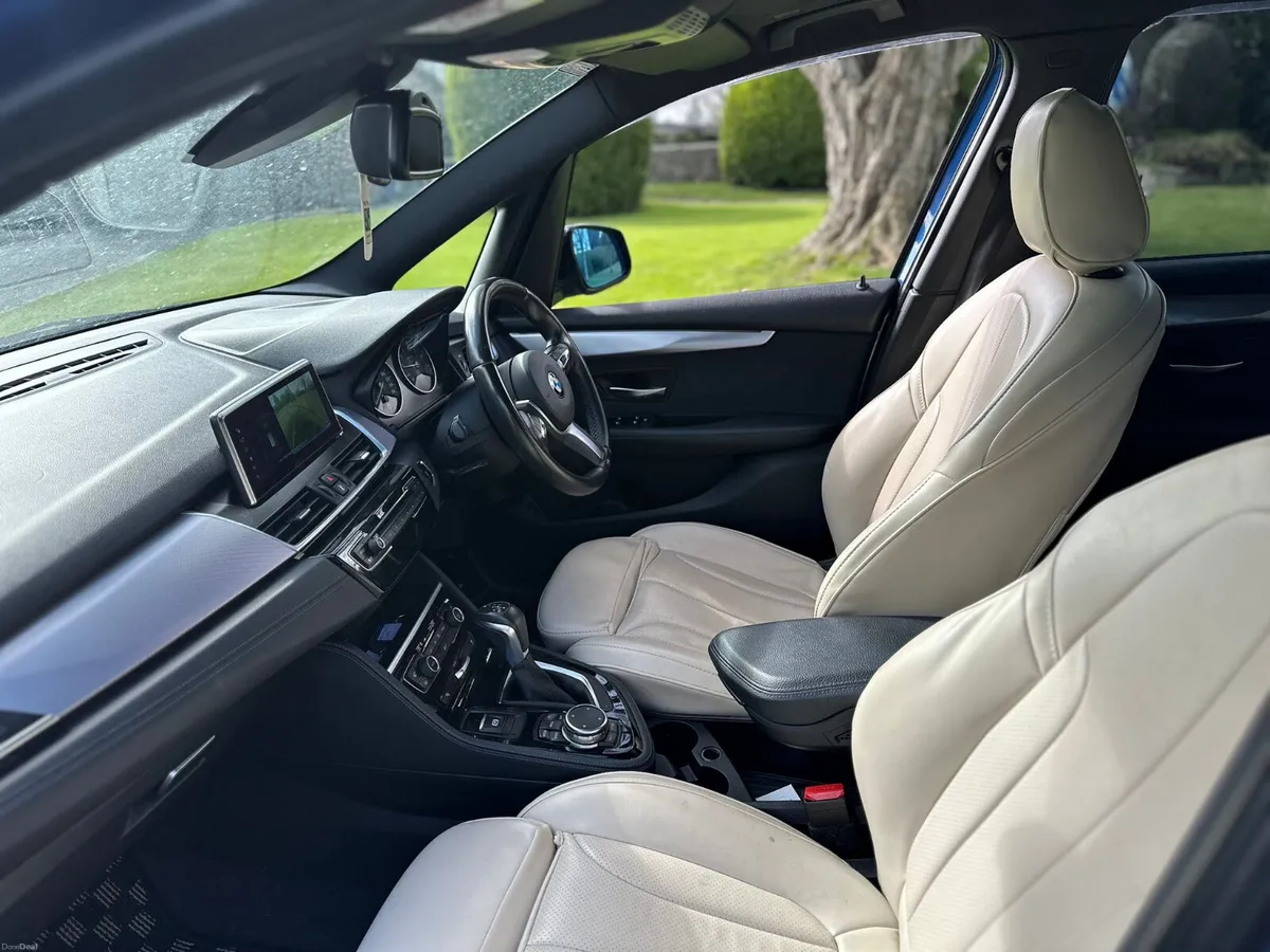 BMW 2-Series 2016 automatic - Image 4