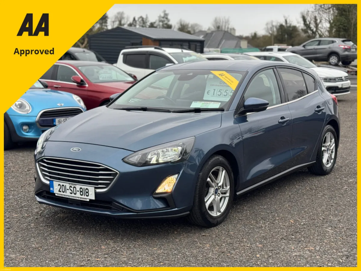 Ford Focus 1.0 ZETEC LOW MILEAGE 5DR T - Image 1
