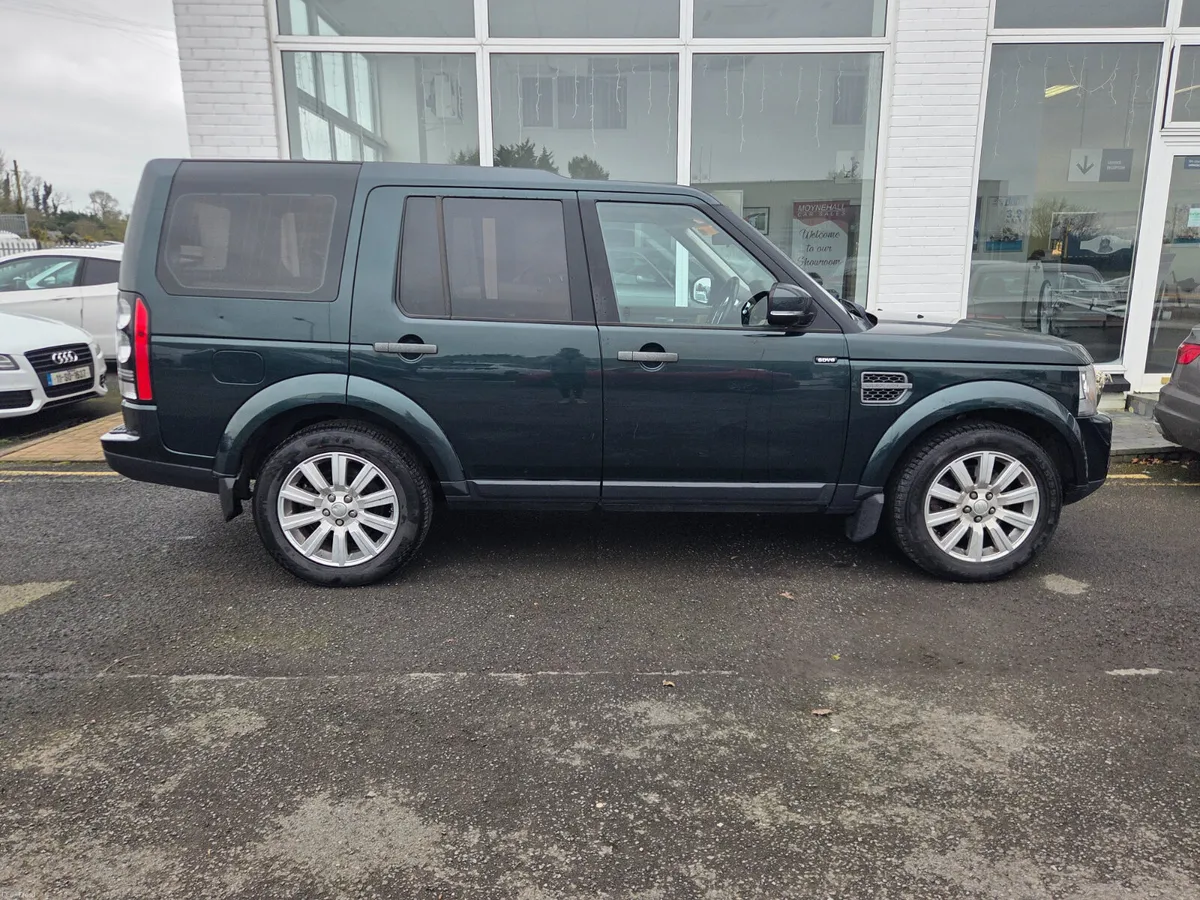Land Rover Discovery 2014 - Image 1