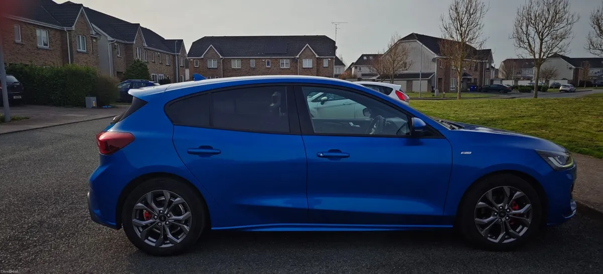 Ford Focus 2022 ST line Petrol manual - Image 3