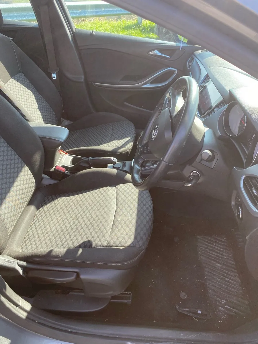Vauxhall Astra - Image 5