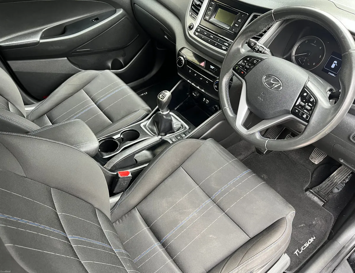 Hyundai Tucson Comfort 1.7 Diesel - Image 4