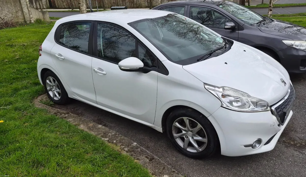 Peugeot 208 2013 - Image 3