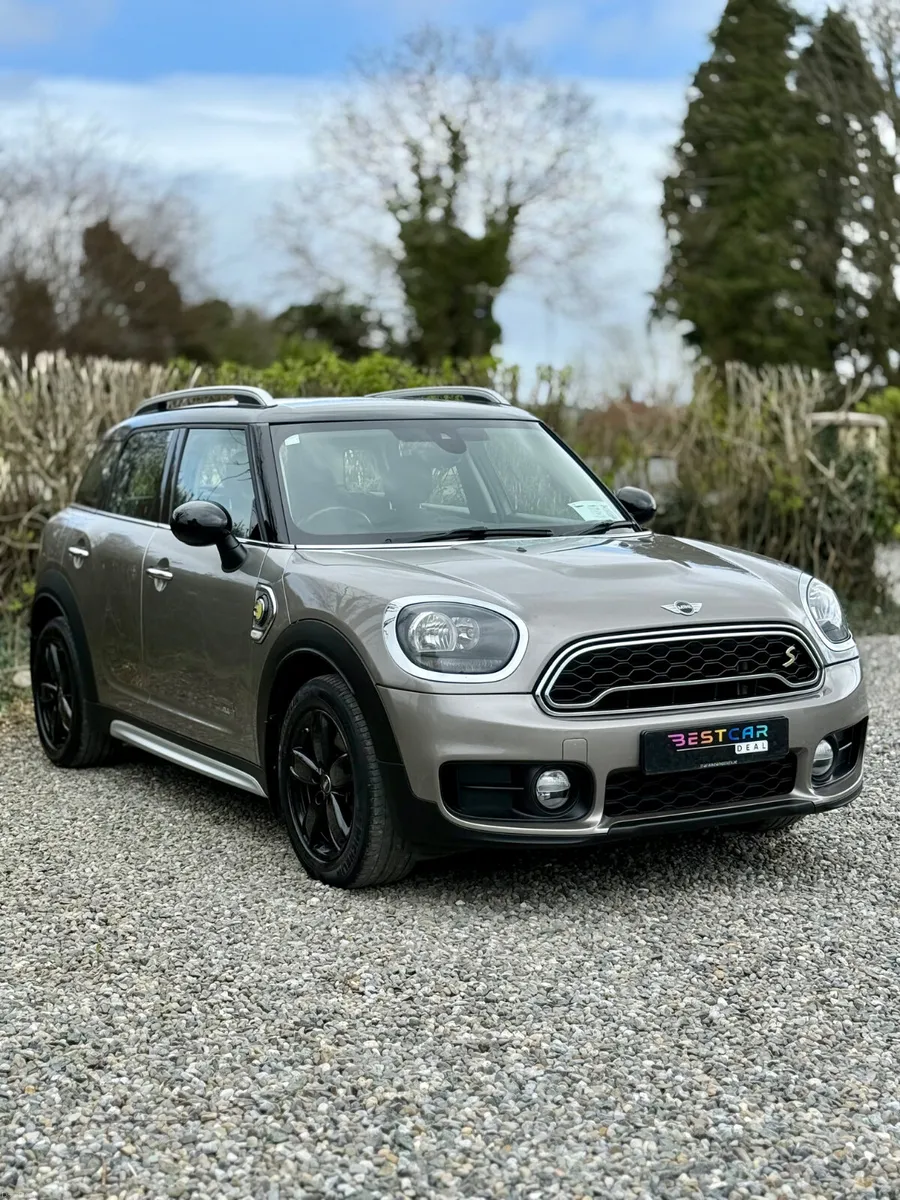 2018 Mini Countryman Cooper S ALL4 Hybrid Auto - Image 4