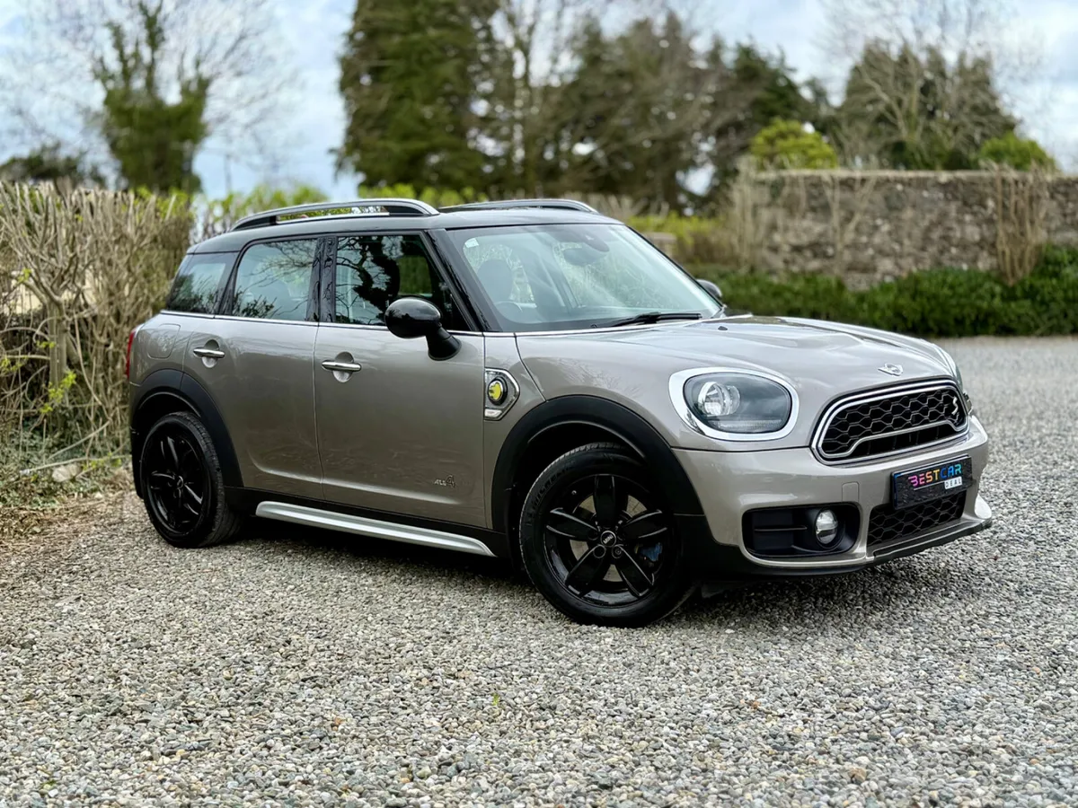 2018 Mini Countryman Cooper S ALL4 Hybrid Auto - Image 2
