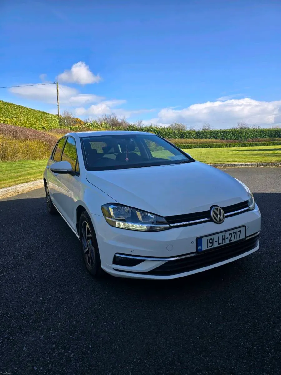 Volkswagen Golf 2019 1.6 TDI 115HP Trendline - Image 1