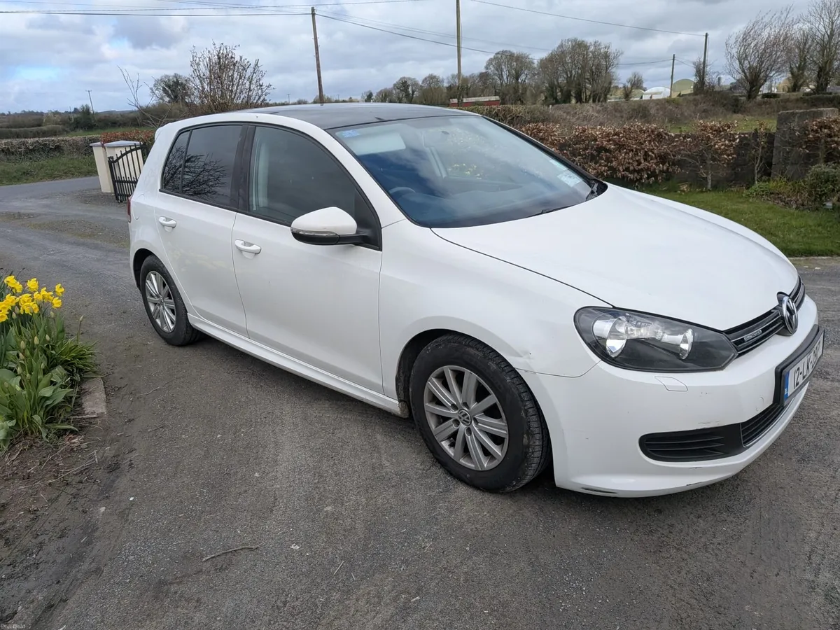 2012 VW Golf 1.6TDI- fresh NCT - taxed- serviced - Image 3