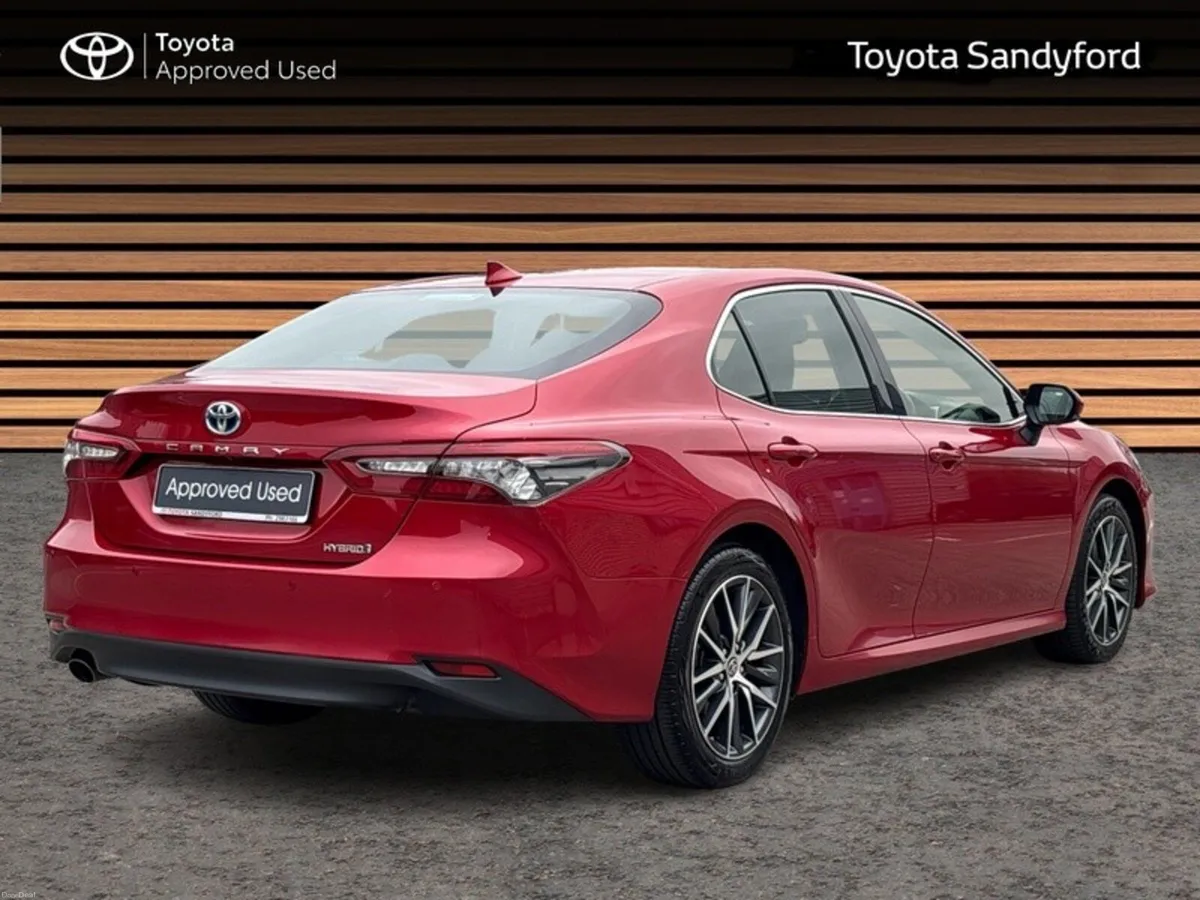 Toyota Camry PLATINUM TOP SPEC HYBRID AUTO // FULL - Image 4