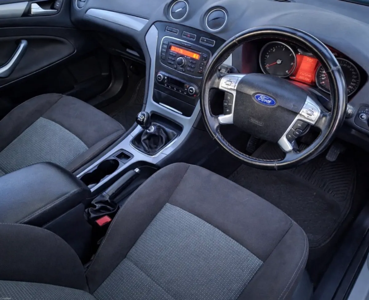 Ford Mondeo Zetec **Reserved** - Image 5