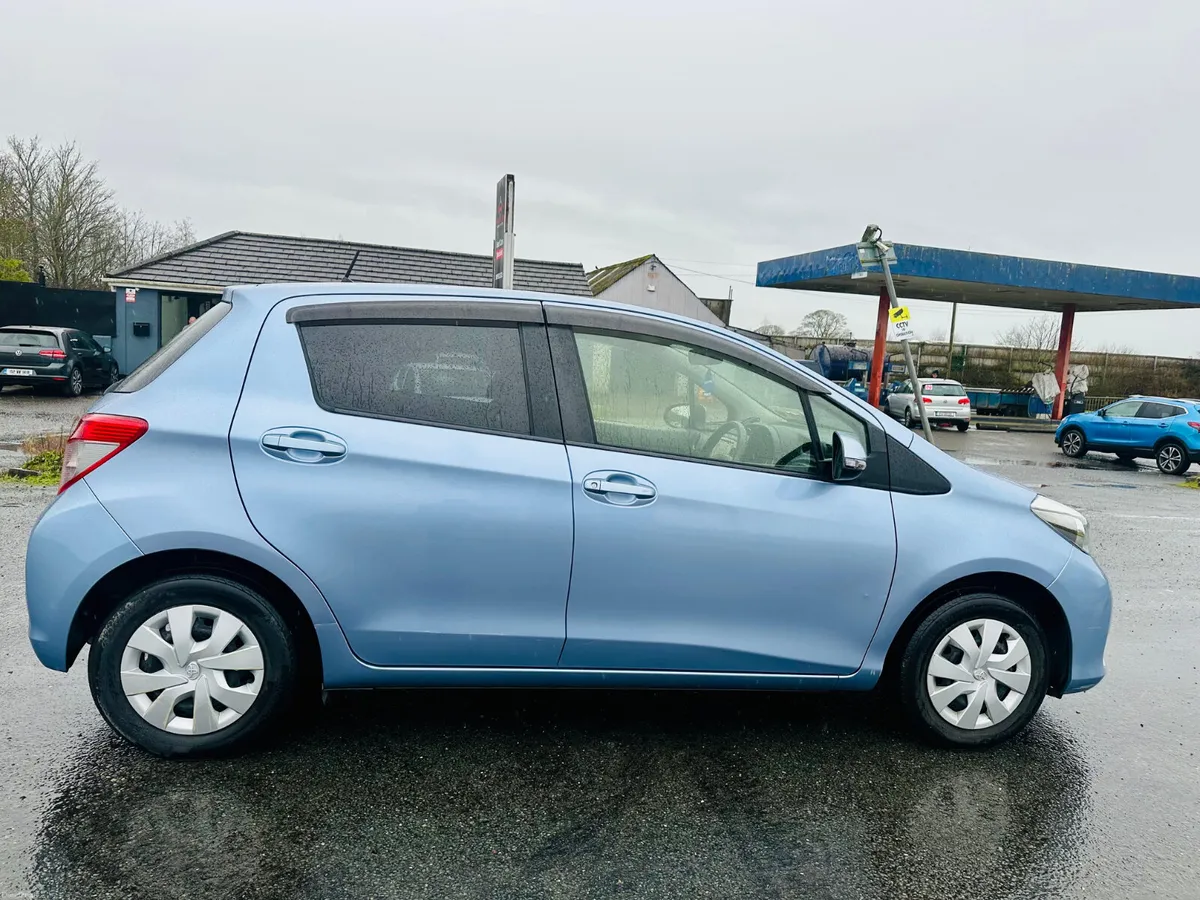 Toyota Vitz 2014 1.0L PETROL AUTOMATIC - Image 4