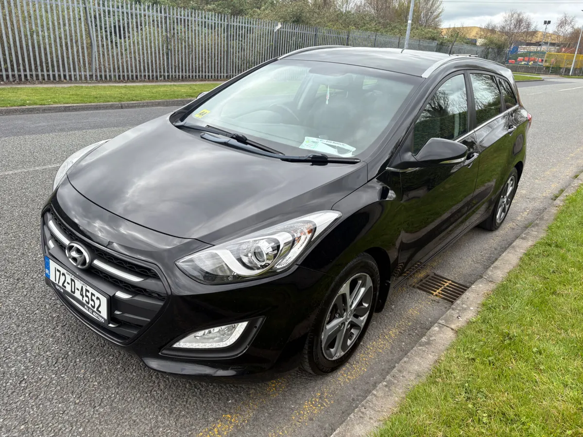 Hyundai i30 NCT 07/27 - Image 3