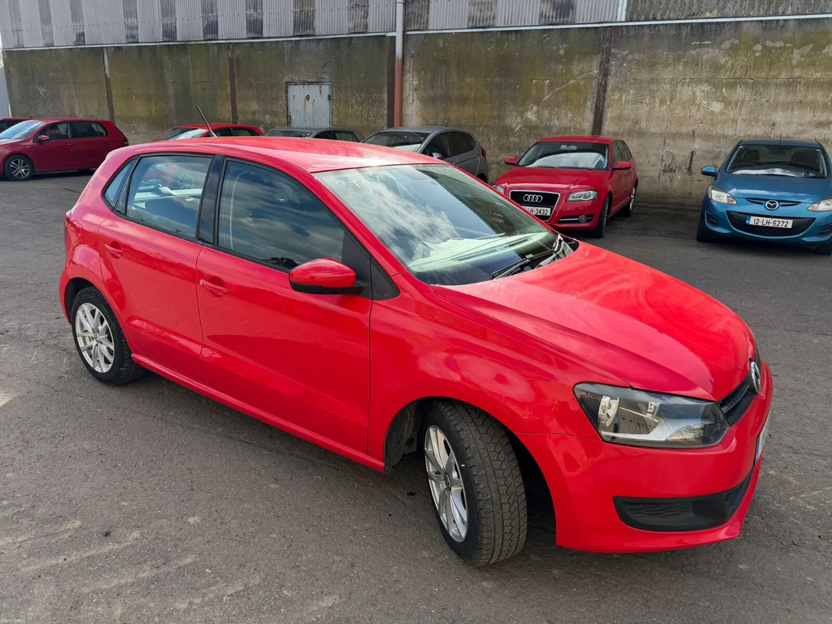 Volkswagen Polo 2011 Automatic – Low KM 63k - Image 2