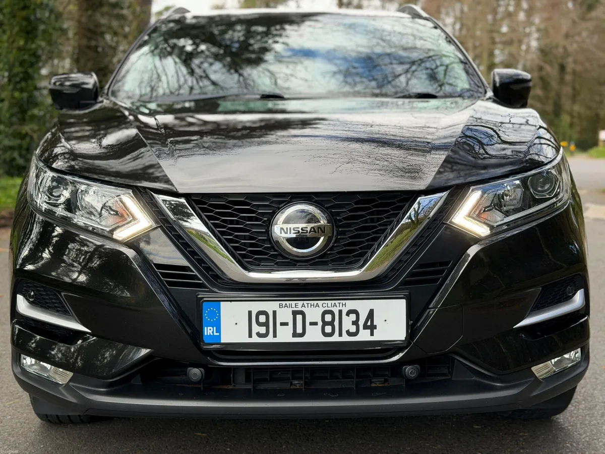 191 Nissan Qashqai 1.5 DSL SV PREMIUM Great Spec!! - Image 2