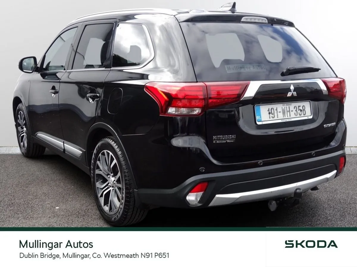 Mitsubishi Outlander 2.2 DI-D 150PS 6MT 4WD 7-Seat - Image 3