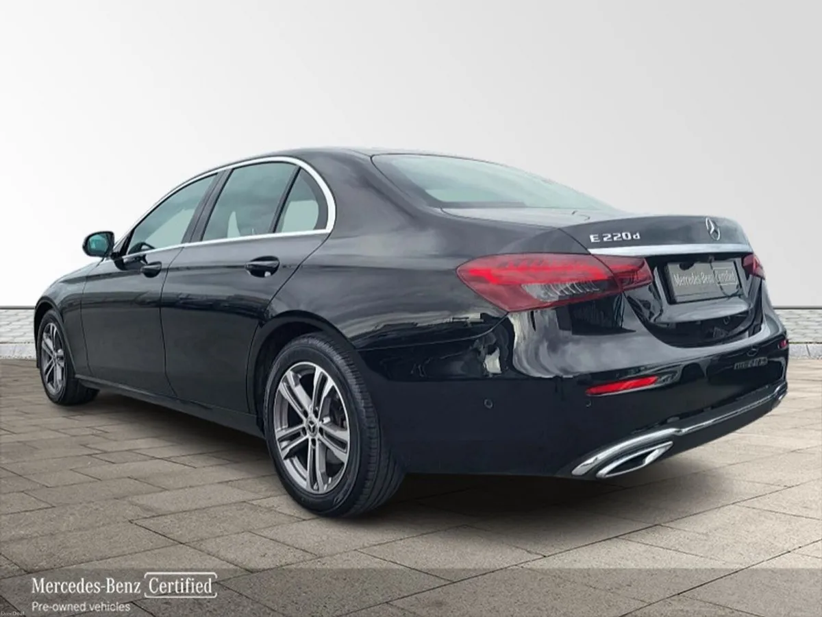 Mercedes-Benz E-Class E220d Avantgarde AUTO - Image 3
