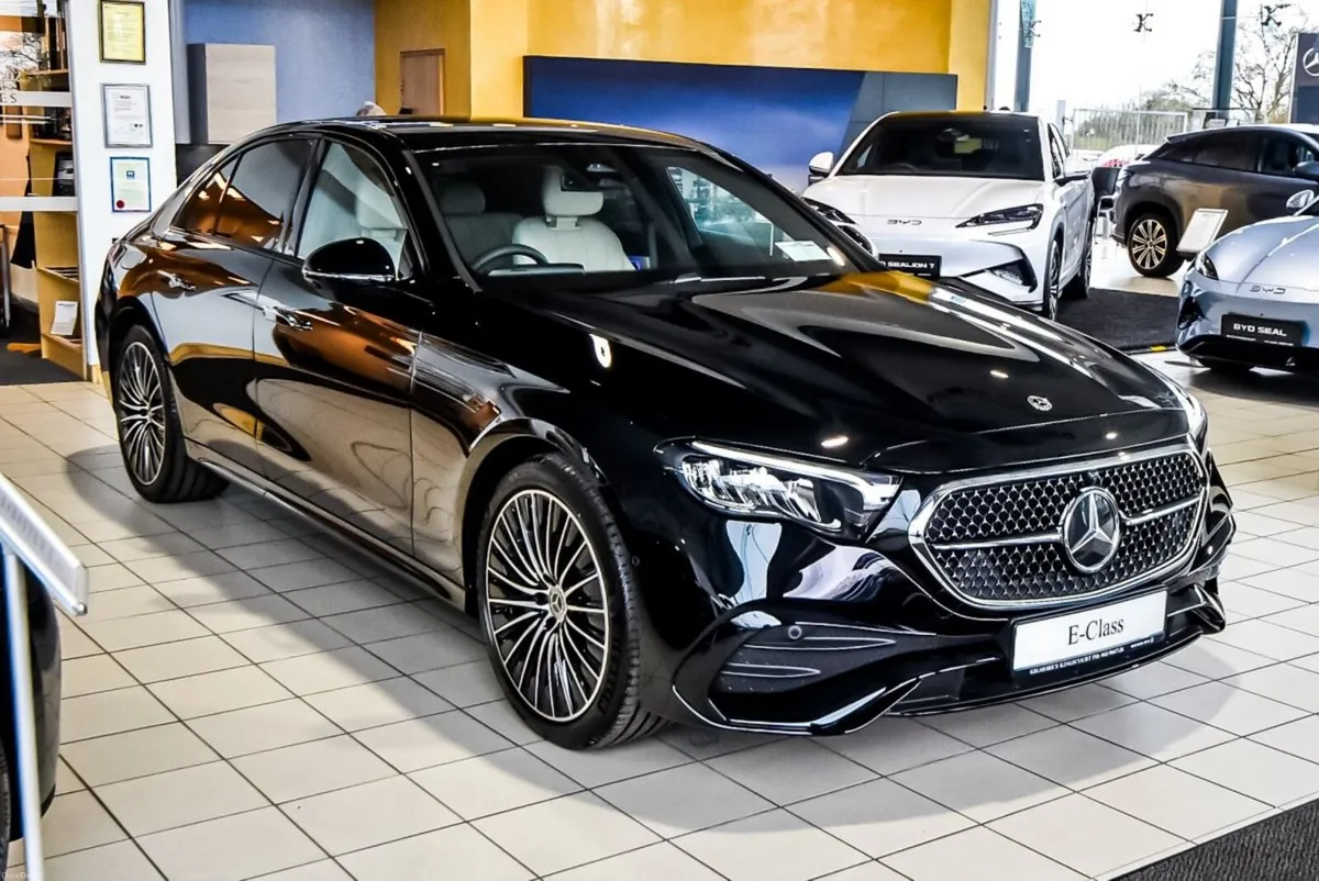 Mercedes-Benz E-Class Demo E300de AMG Night Pack 3 - Image 1