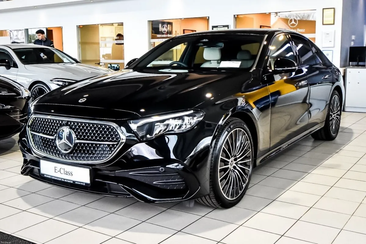 Mercedes-Benz E-Class Demo E300de AMG Night Pack 3 - Image 3