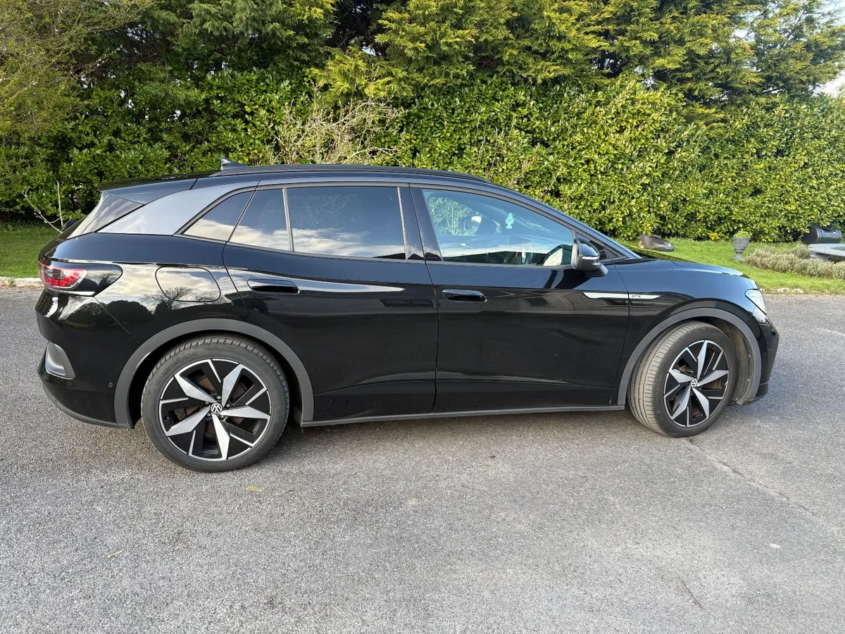 2022 Volkswagen ID.4 GTX - Image 2