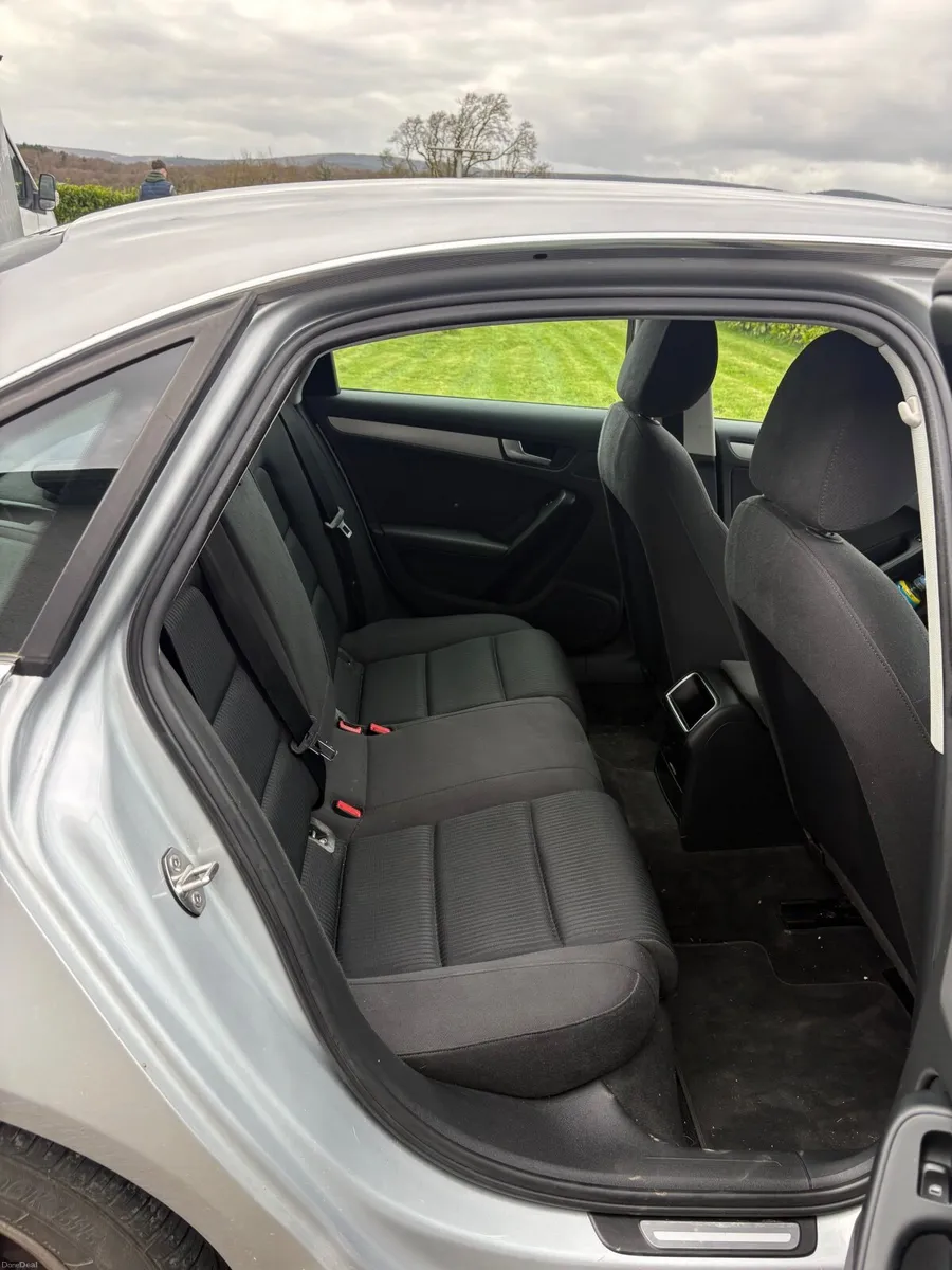 2012Audi A4 2.0ltr diesel - Image 3