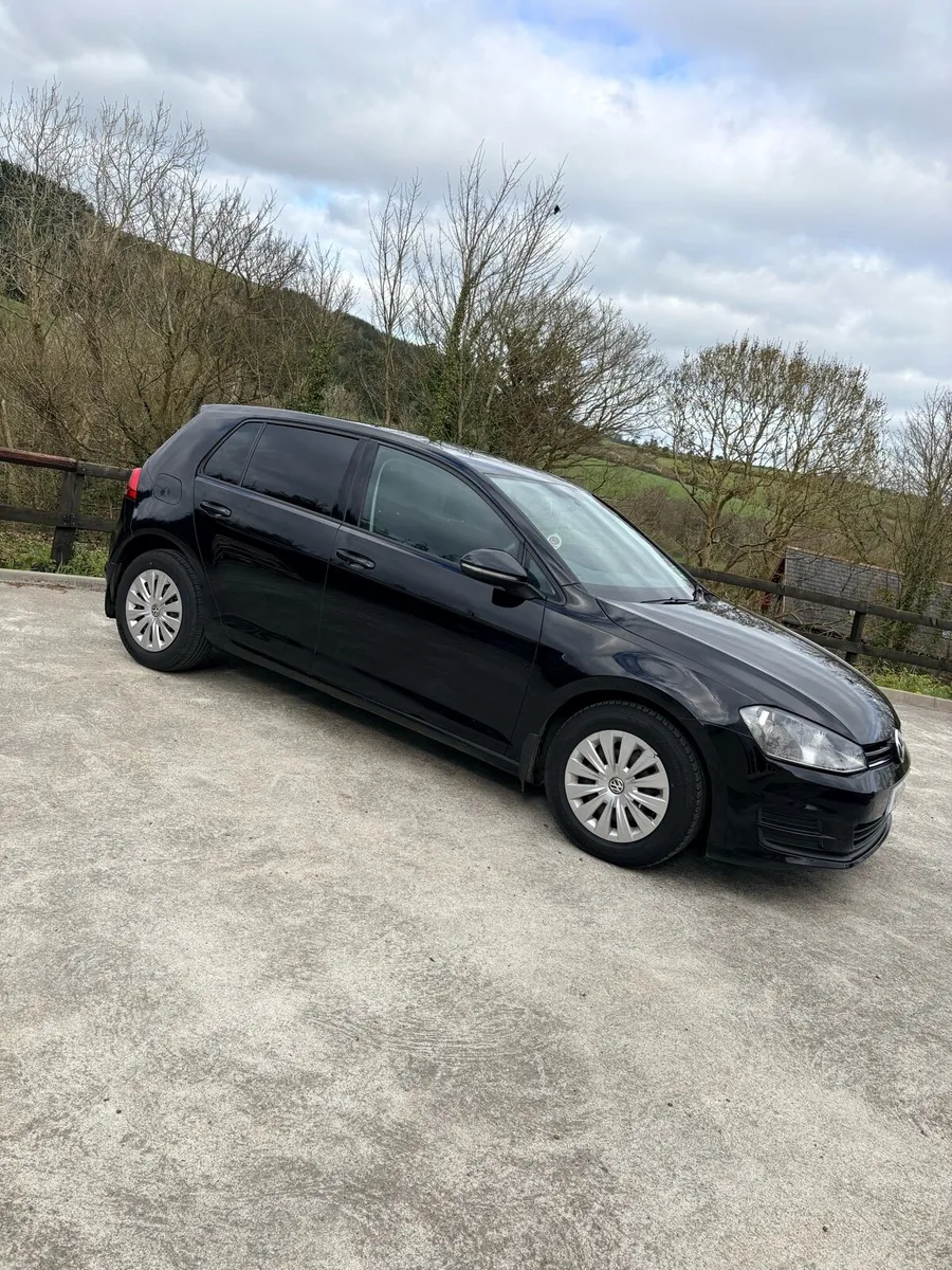 Volkswagen Golf - Image 2