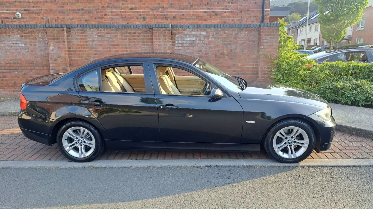 BMW 3-Series 2008 - Image 1