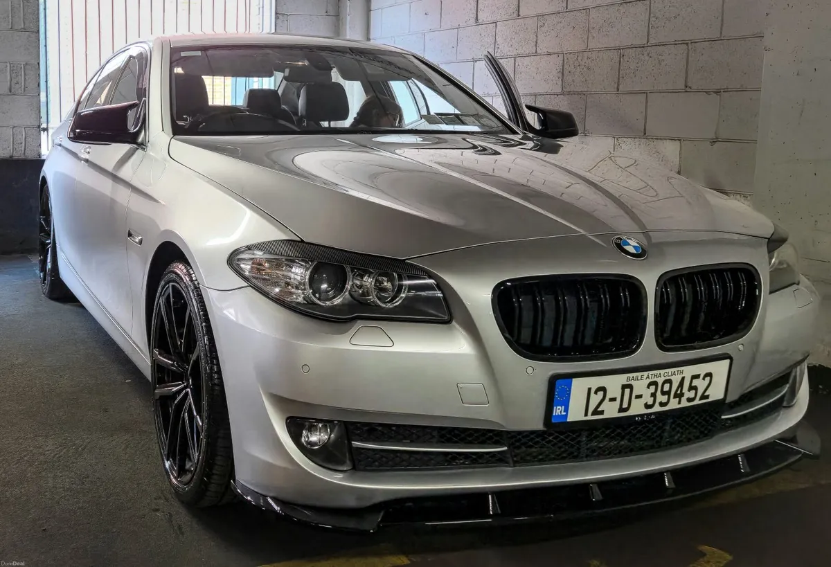 BMW 5-Series 2012 - Image 1