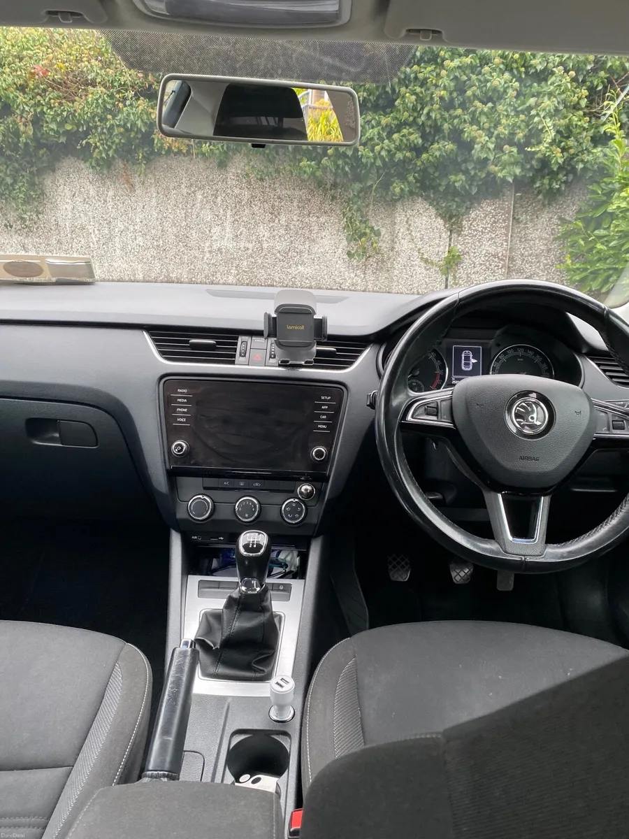 Skoda Octavia 2017 - Image 4