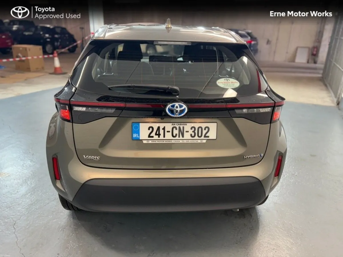 Toyota Yaris Cross YARIS CROSS LUNA - Image 4