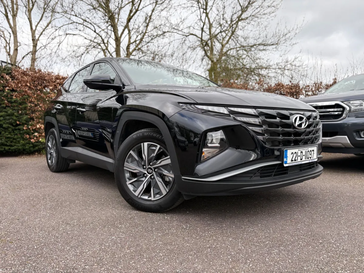 TUCSON COMFOT PLUS SELF CHARGING HYBRID | 1 OWNER - Image 4