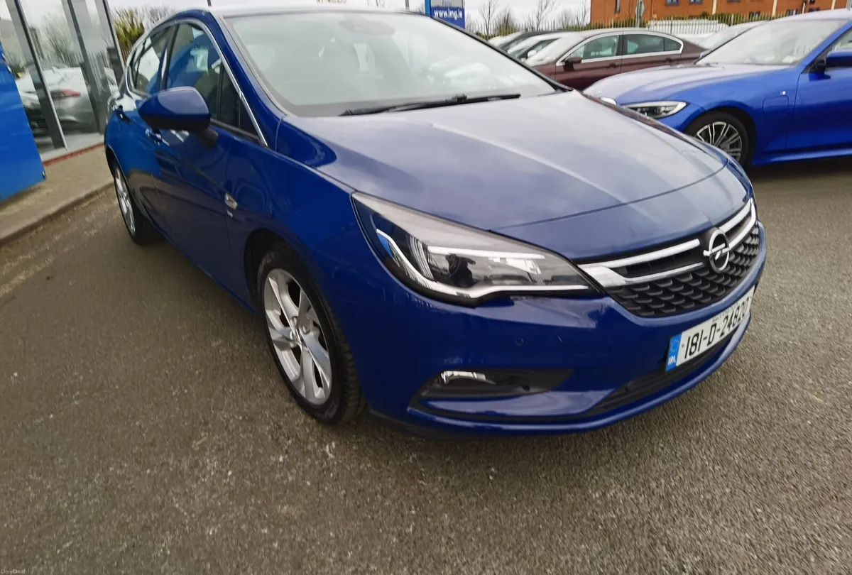 OPEL ASTRA 1.6CDTI SRI+ **HEATED SEATS** - Image 3