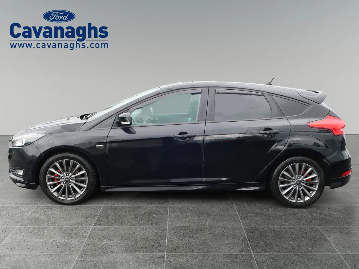 2018 FORD FOCUS 1.0T ST-LINE 5DR 125PS - Image 2