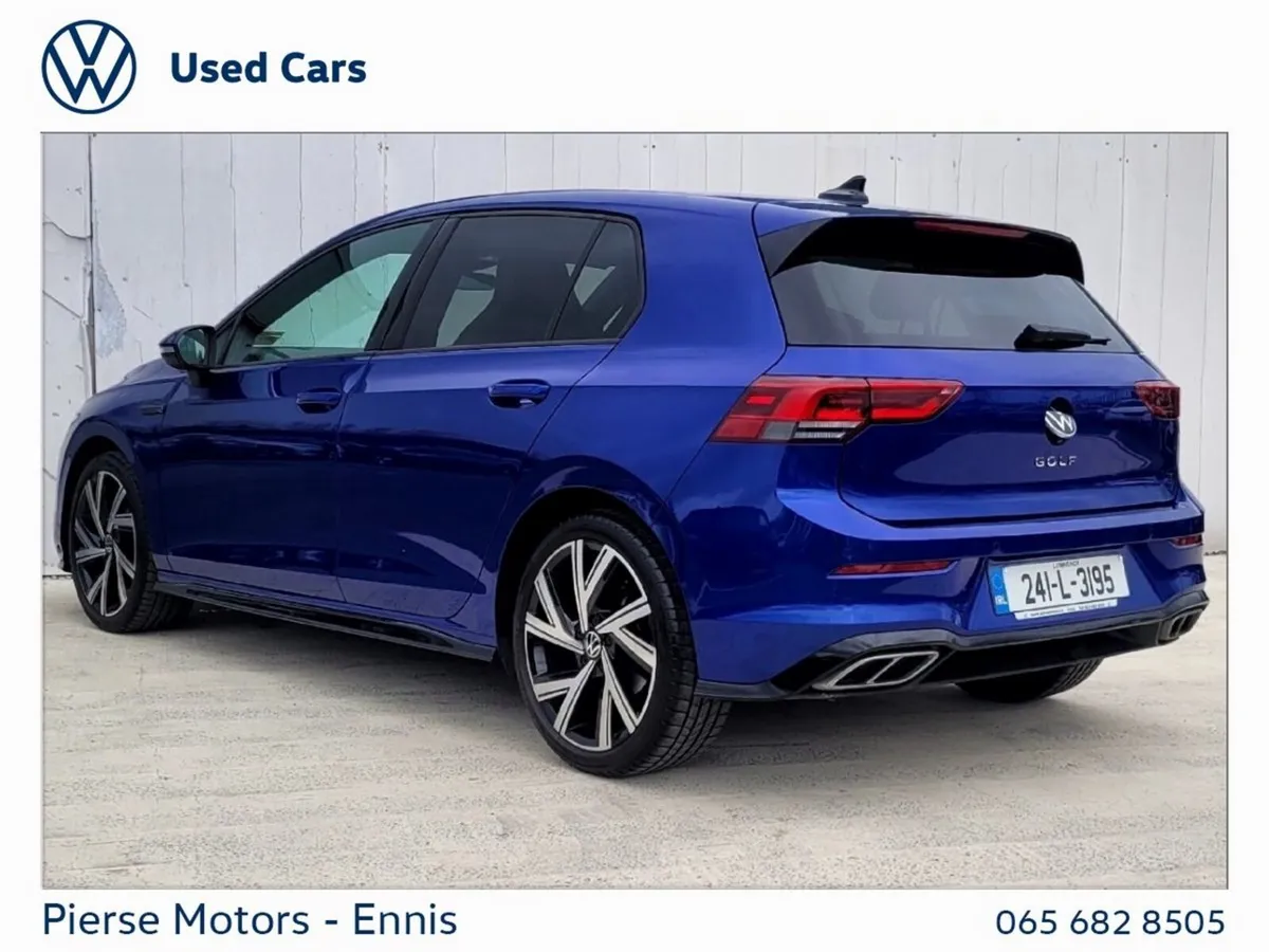 Volkswagen Golf 1.5 TSI 130HP R-Line- 18" Bergamo - Image 3
