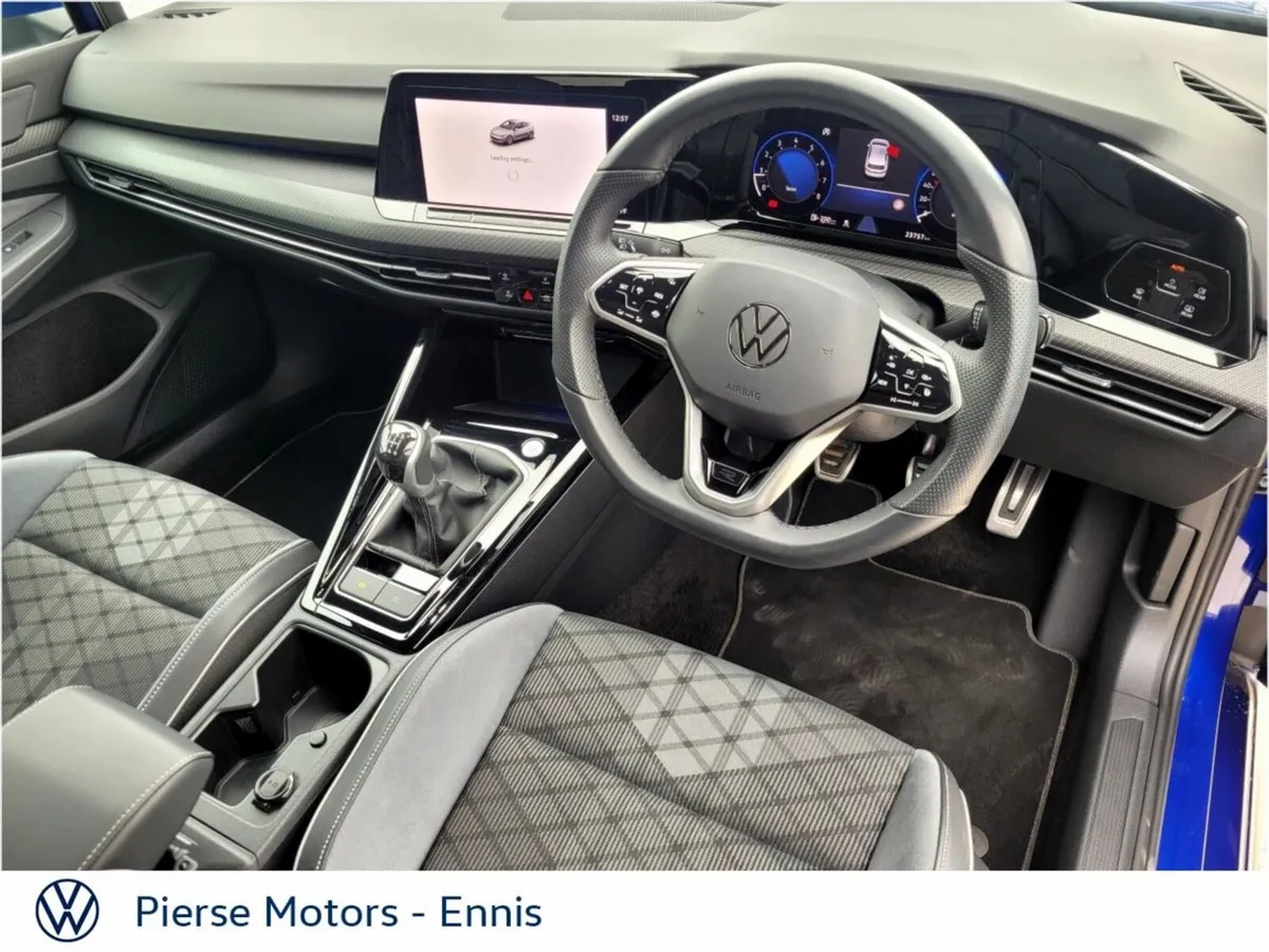 Volkswagen Golf 1.5 TSI 130HP R-Line- 18" Bergamo - Image 2