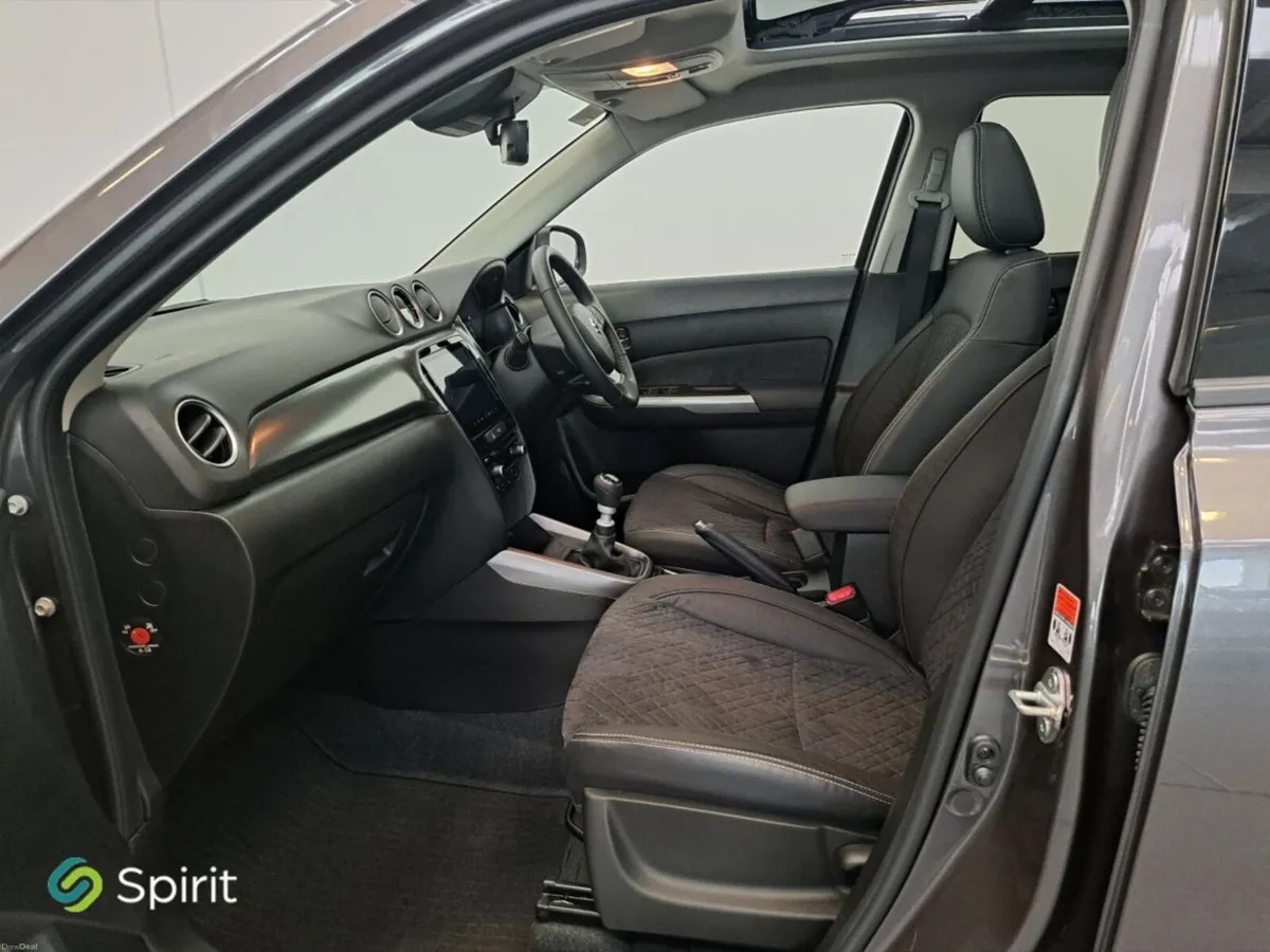Suzuki Vitara 1.4 Ultra*Sunroof* *Mild Hybrid*Call - Image 4