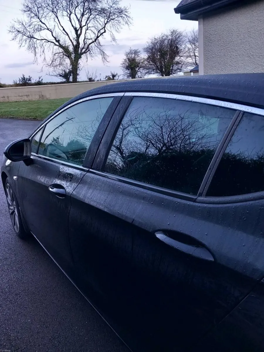 Opel Astra ULTIMATE 1.4 Turbo 150PS - Image 3