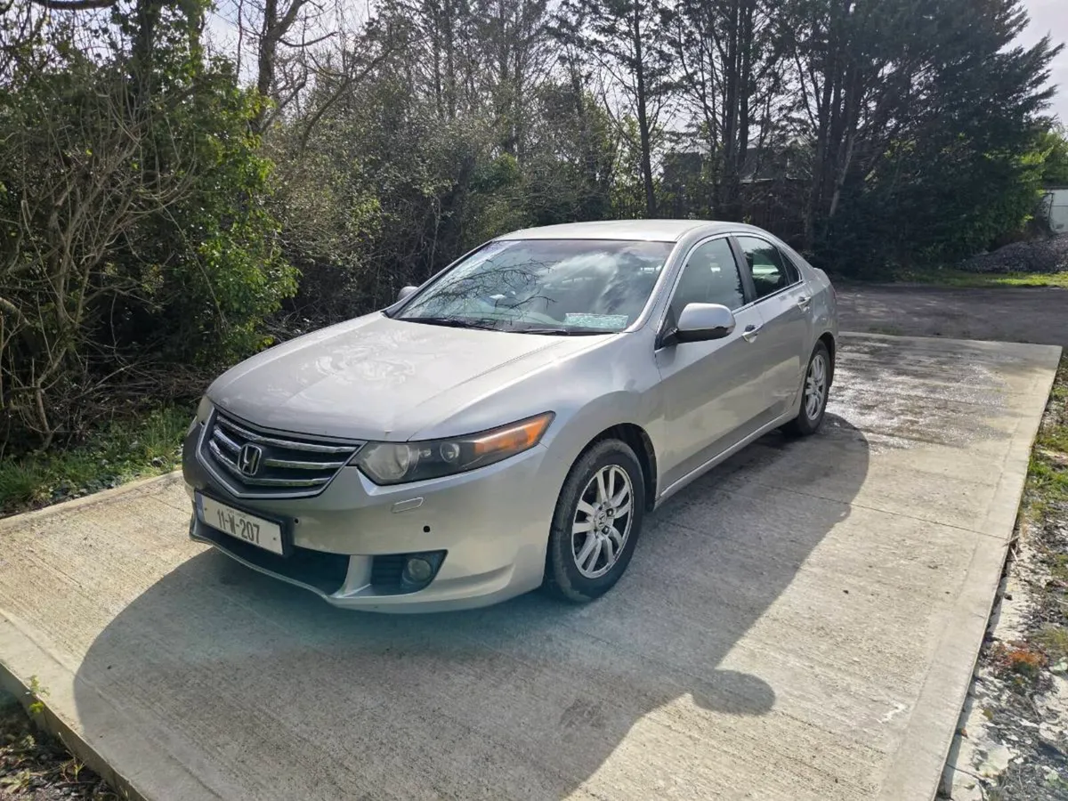 2011 Honda Accord - Image 2