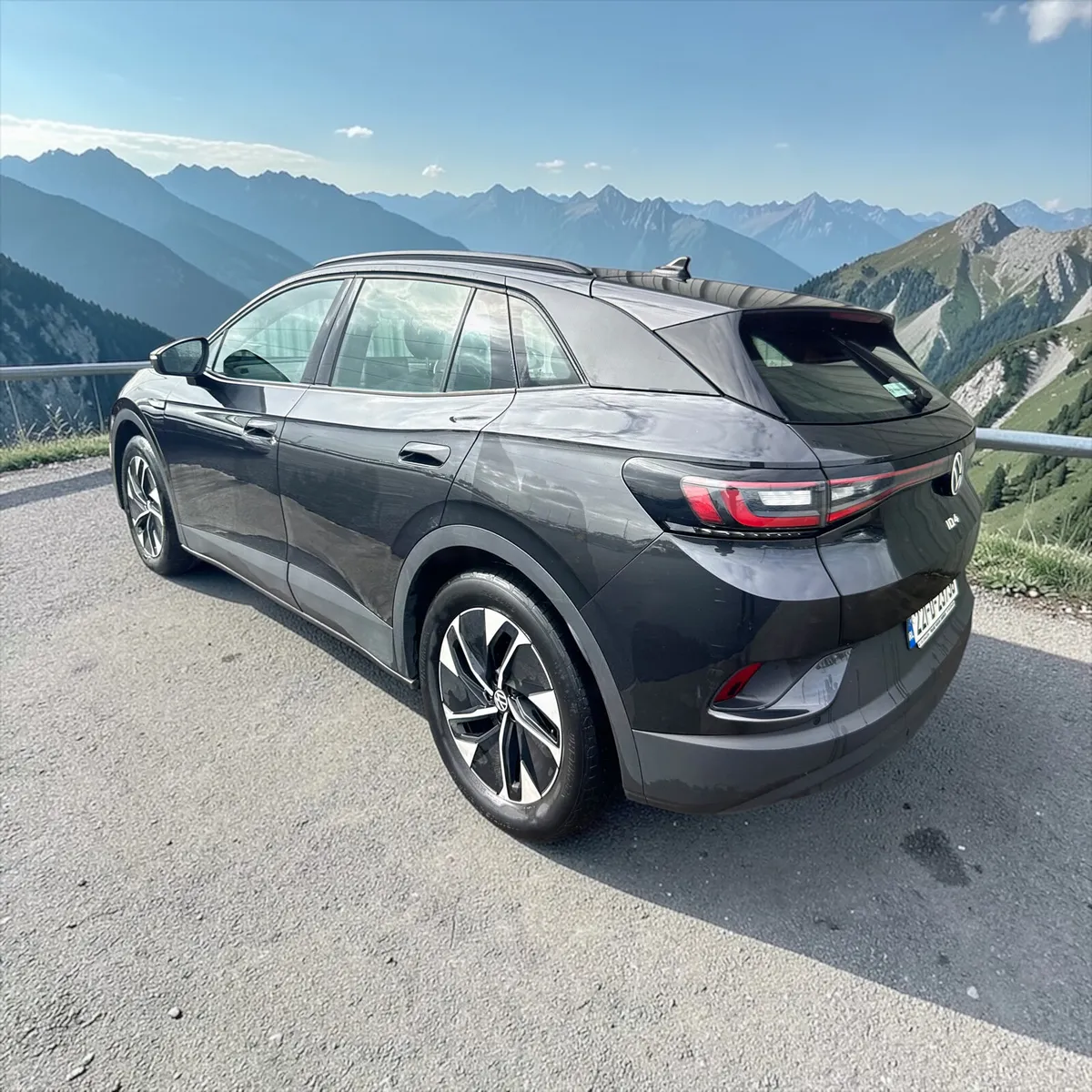 2022 Volkswagen ID.4  LIFE 77kWh 204HP - Image 2