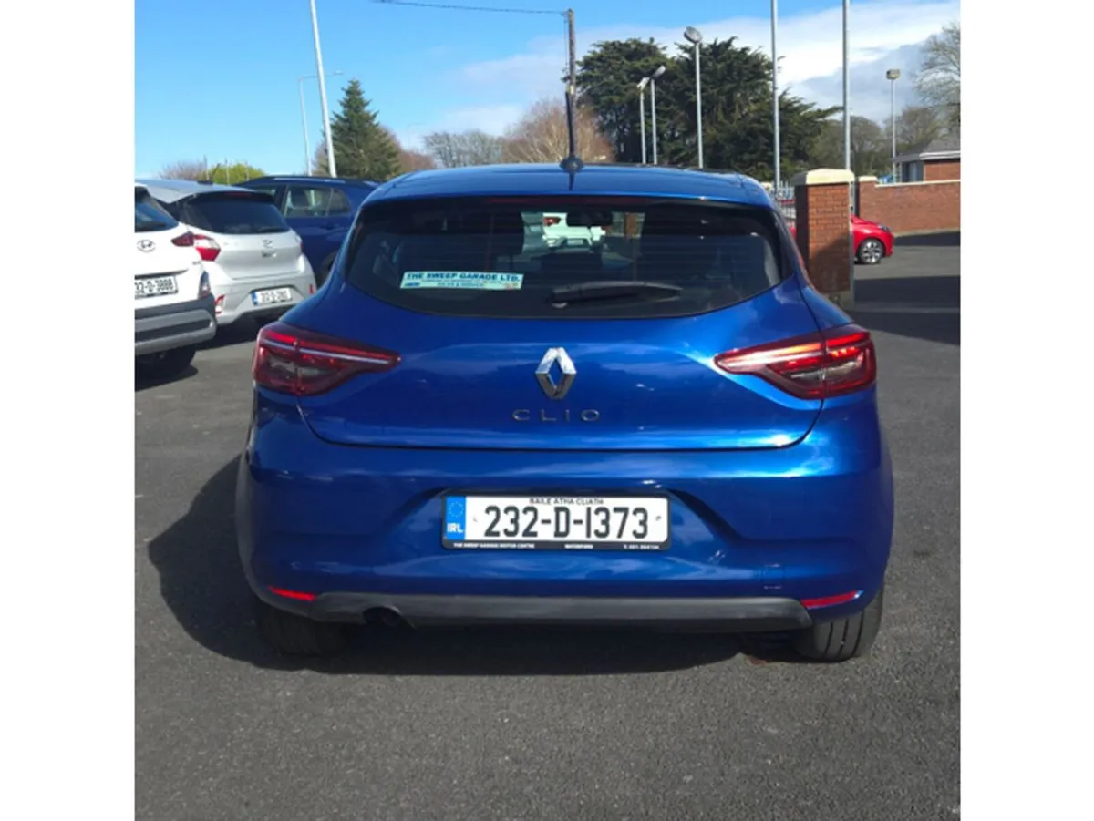 Renault Clio EQUILIBRE TCE 90 MY22.5 5 5DR - Image 2