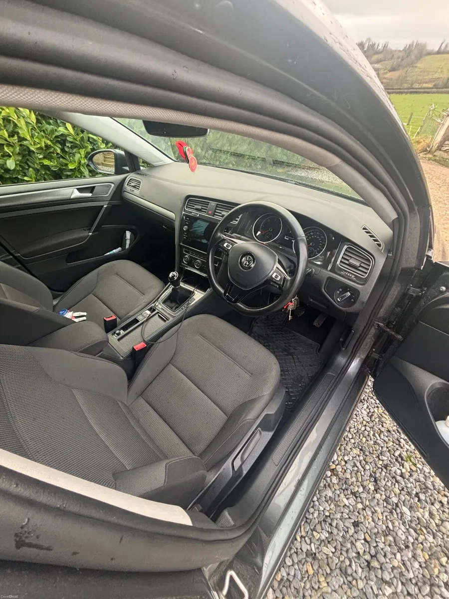 Volkswagen Golf 2019 - Image 1