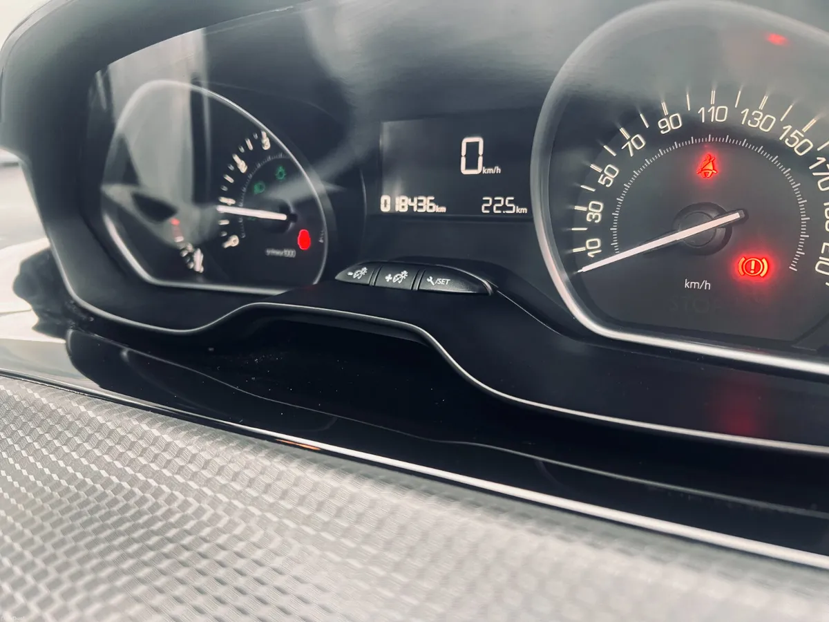 **ONLY 18,000 Kms** ACTIVE 1.2L **Finance Arranged - Image 4