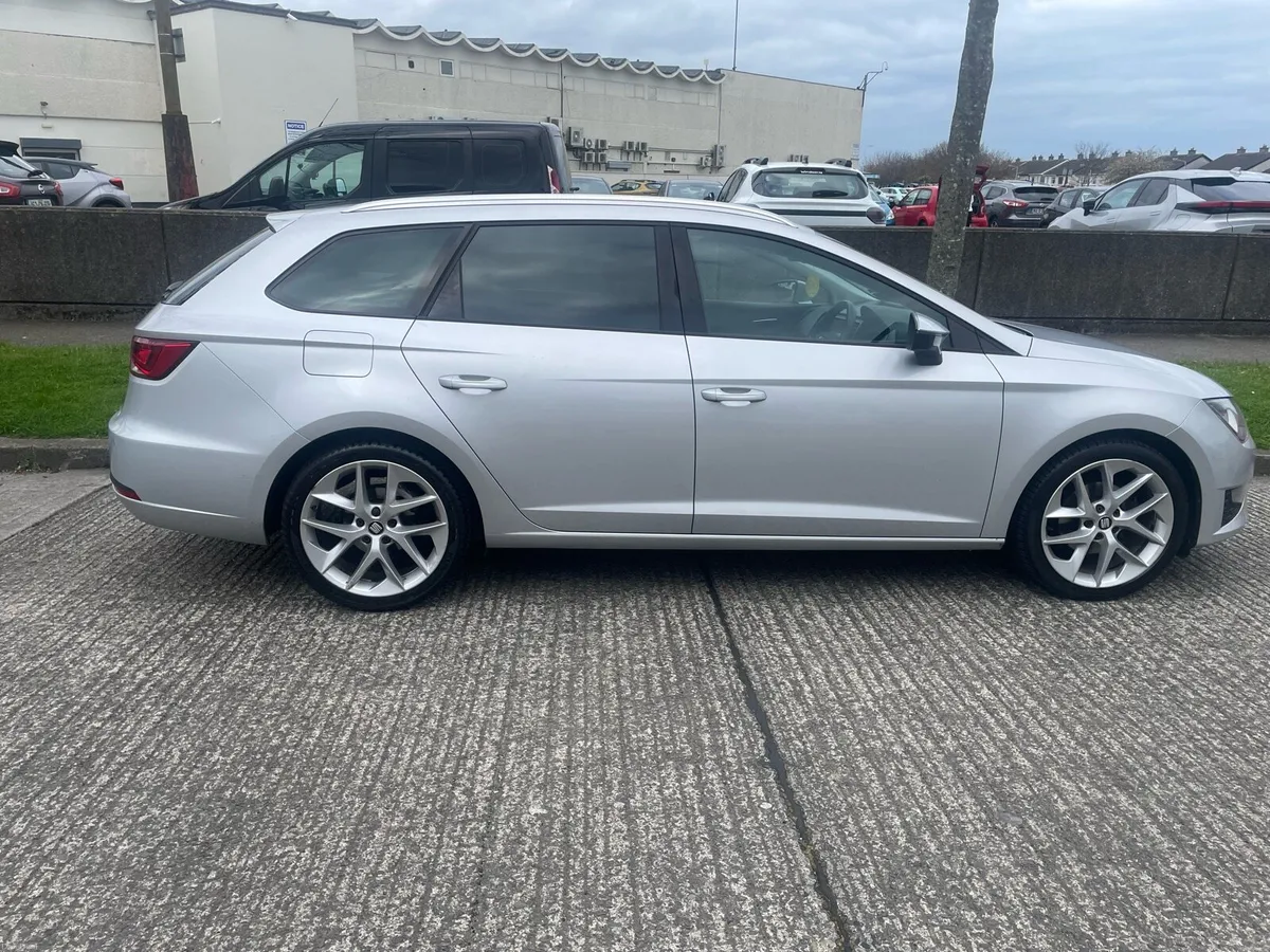 Seat Leon sports tourer fr 2.0 tdi 150 bhp - Image 4