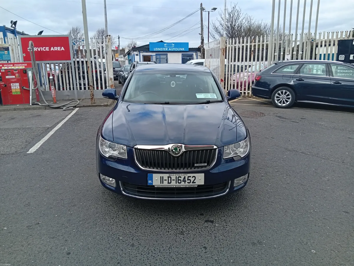 Skoda Superb low mileage - Image 2