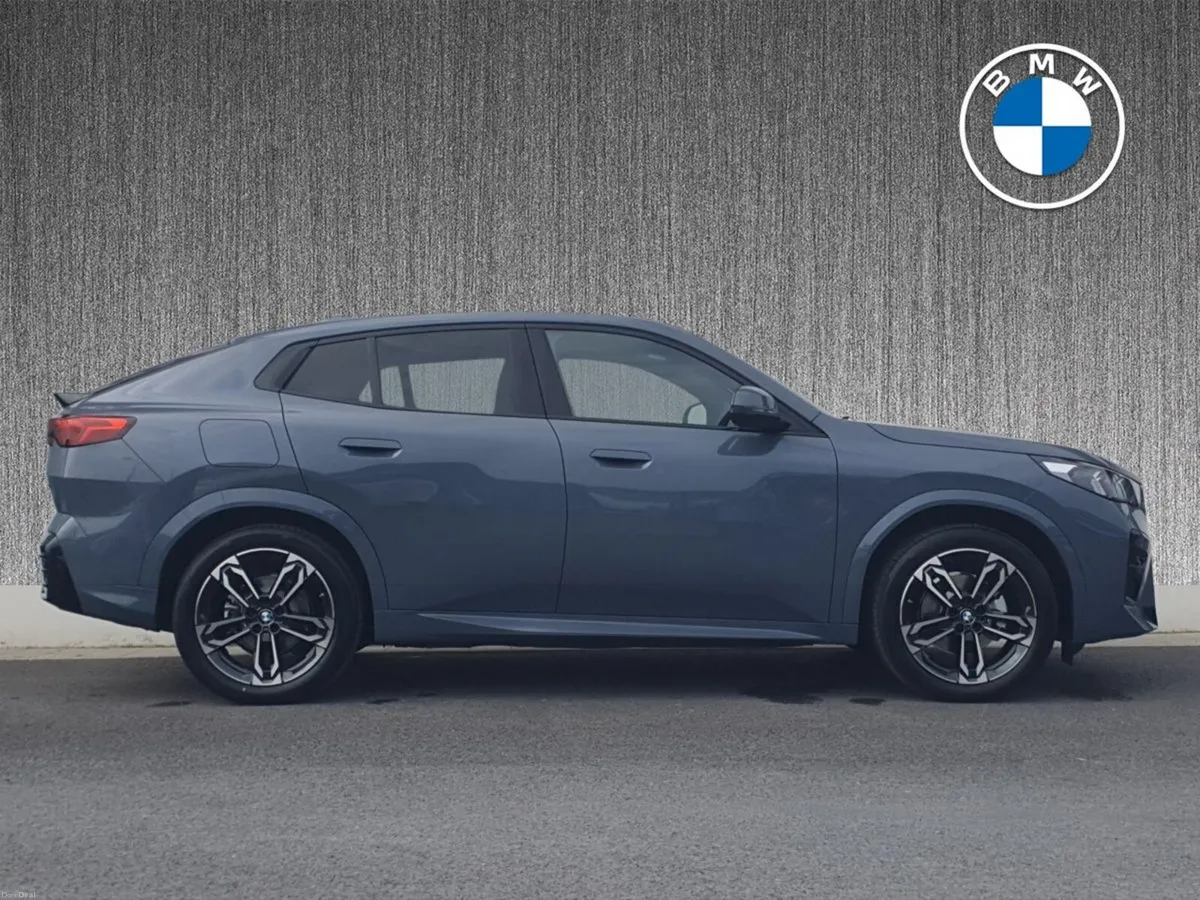 BMW iX2 iX2 eDrive20 M Sport - Image 3