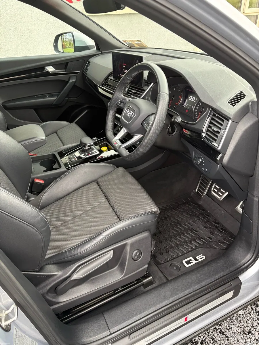 Audi Q 5 - Image 3